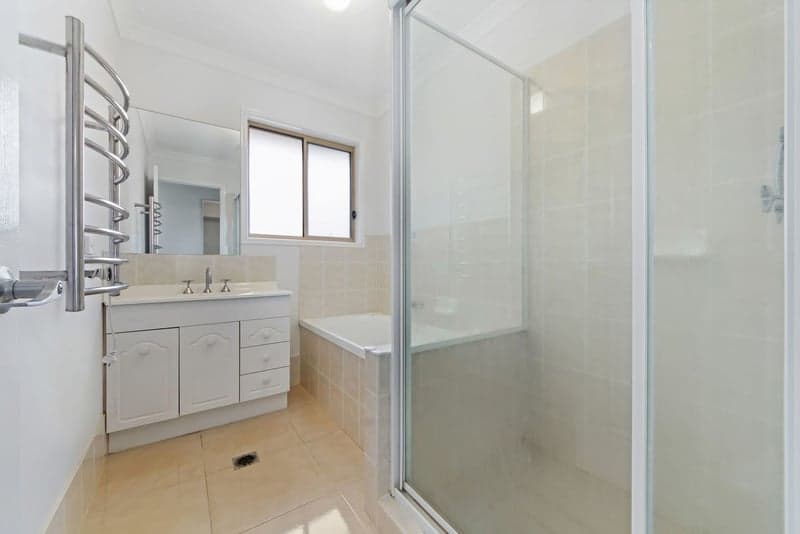 14 Pago Terrace, Pacific Pines - Thumbnail 8