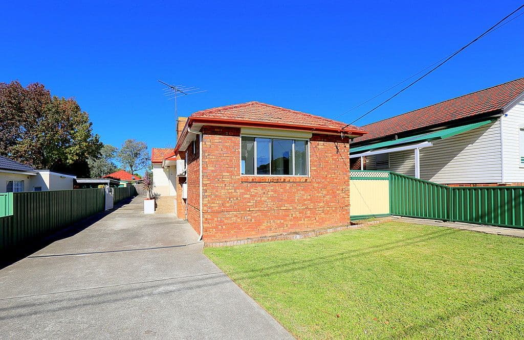 63 Batt Street, Sefton - Thumbnail 2