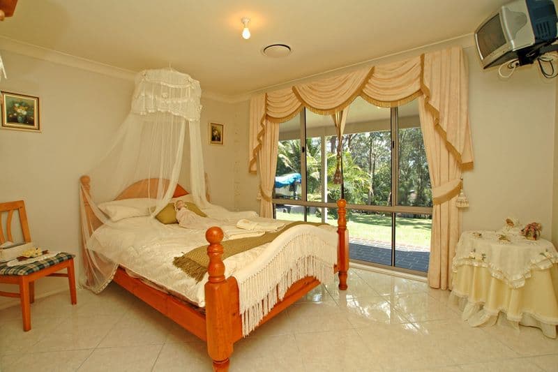 73  Empire Bay Drive, BENSVILLE NSW 2251, Bensville - Thumbnail 4