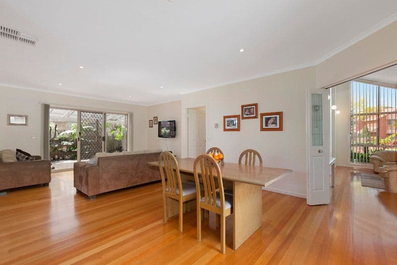 18 Higgins Close, DINGLEY VILLAGE VIC 3172, Dingley Village - Thumbnail 4