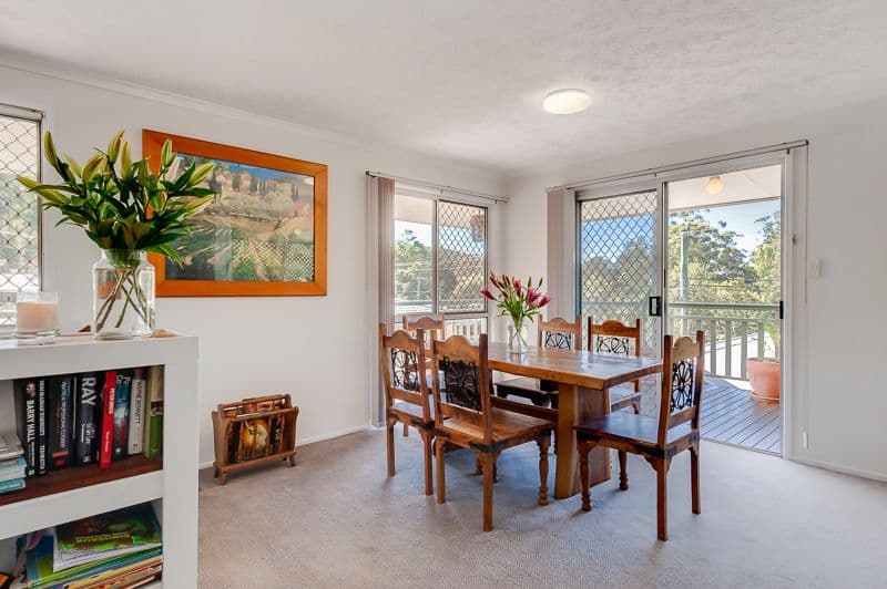 24 Carlyle Drive, Currumbin QLD 4223, Currumbin - Thumbnail 2
