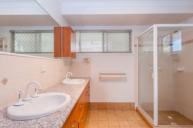 24 Carlyle Drive, Currumbin QLD 4223, Currumbin - Thumbnail 6