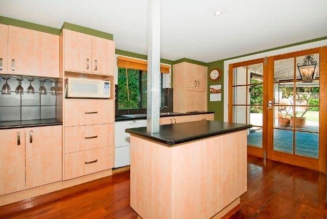 52 Greenview Avenue, ROCHEDALE SOUTH QLD 4123, Rochedale South - Thumbnail 5