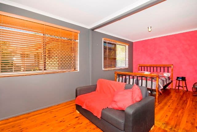 52 Greenview Avenue, ROCHEDALE SOUTH QLD 4123, Rochedale South - Thumbnail 7