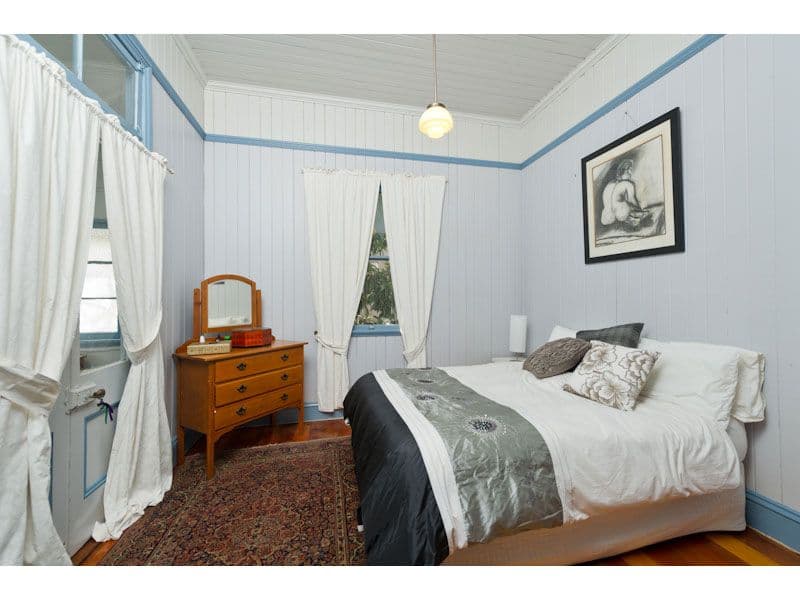 33 Swan Terrace, WINDSOR QLD 4030, Windsor - Thumbnail 4