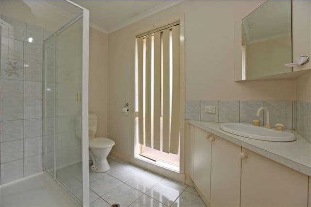 31 Exmouth Road, CRAIGIEBURN VIC 3064, Craigieburn - Thumbnail 5