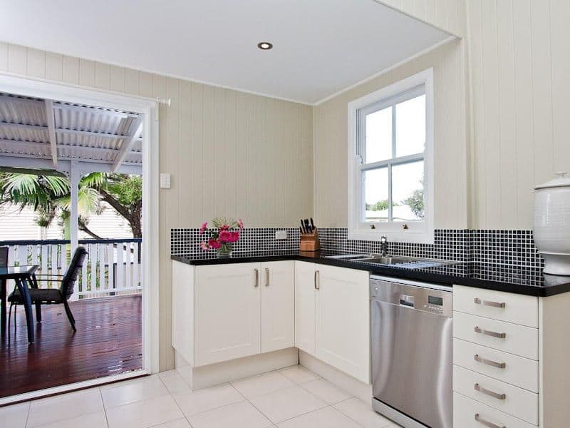 242 Tufnell Road, BANYO QLD 4014, Banyo - Thumbnail 4