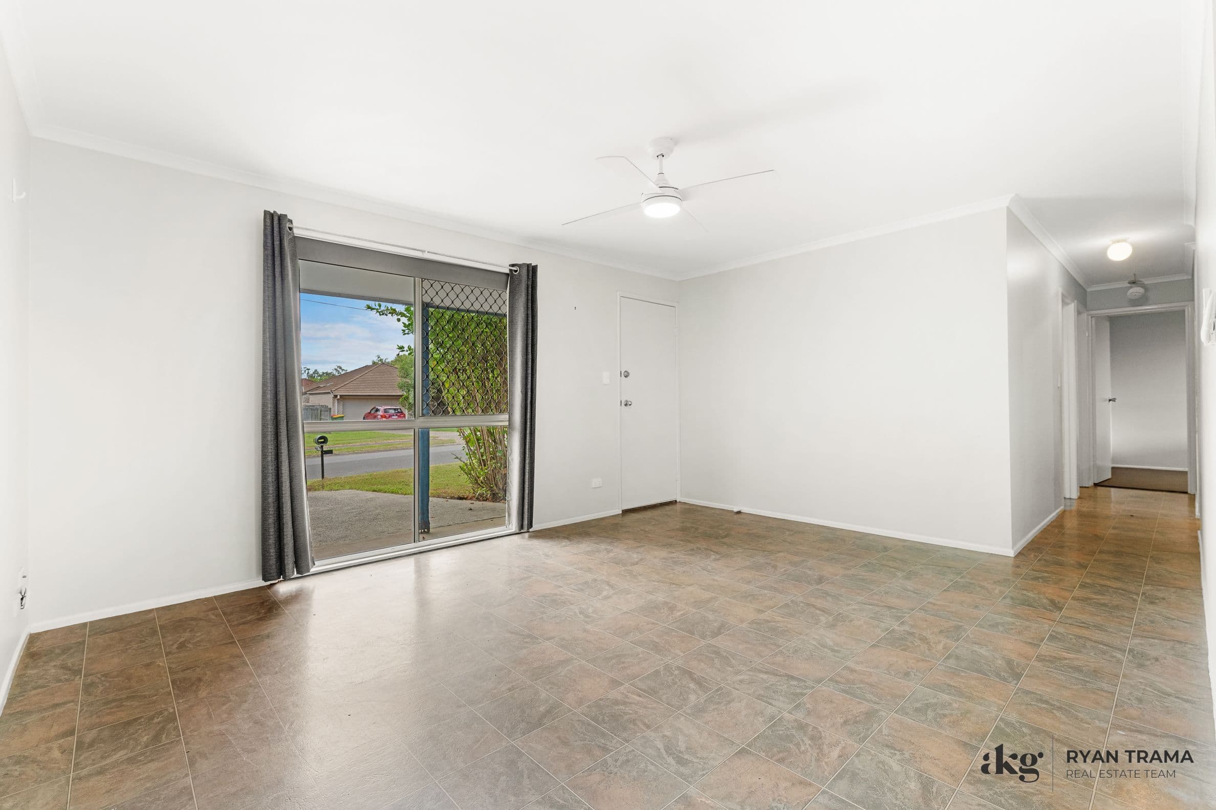 38 Yolla Street, Eagleby QLD 4207, Eagleby - Thumbnail 7
