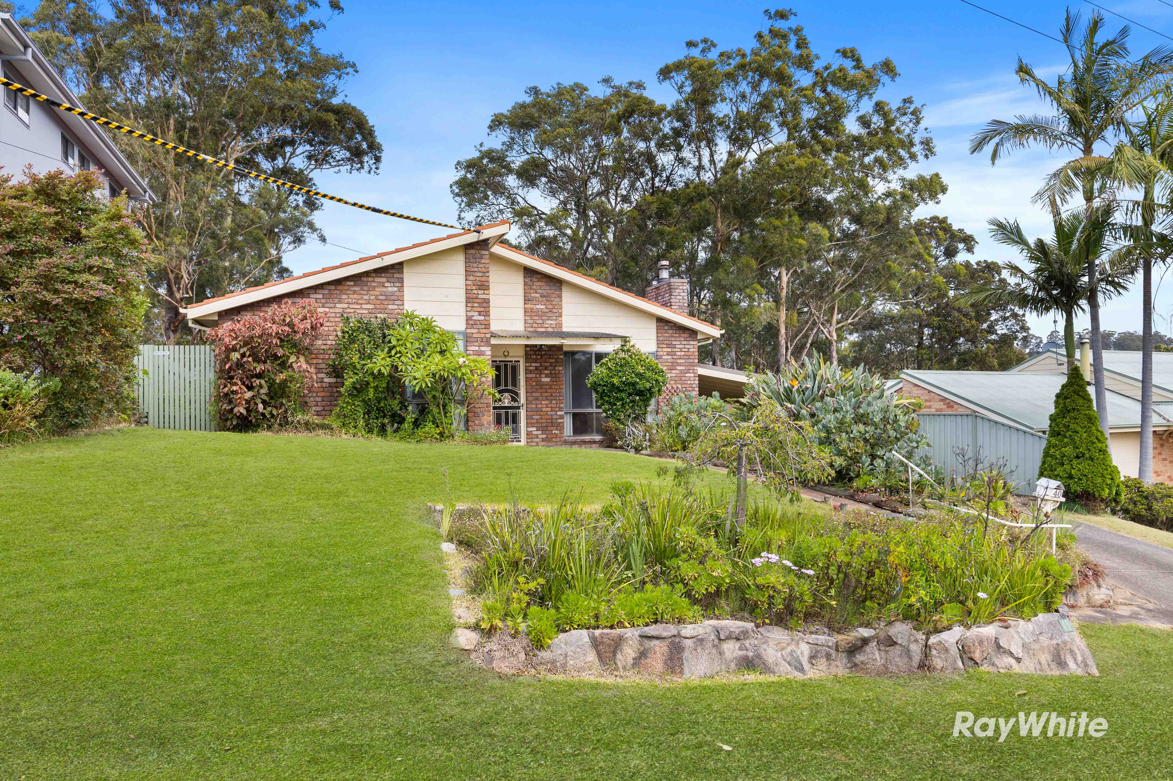 40 Hilltop Crescent, Surf Beach NSW 2536, Surf Beach - Image 1