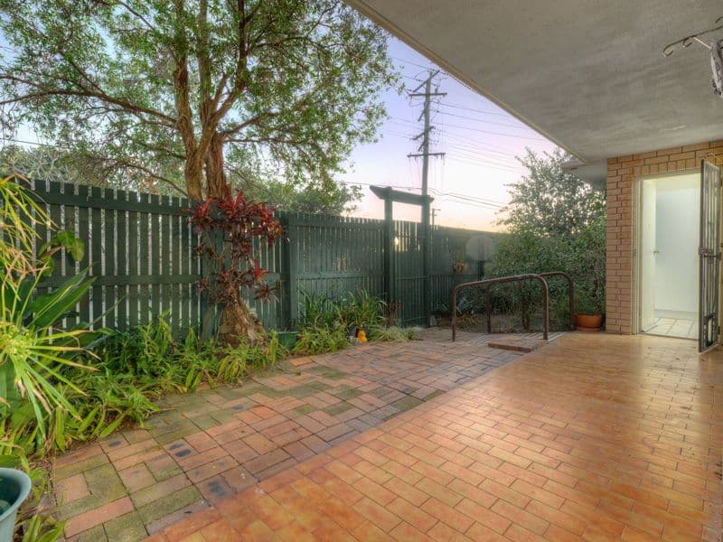 32 Swann Road, TARINGA QLD 4068, Taringa - Thumbnail 4