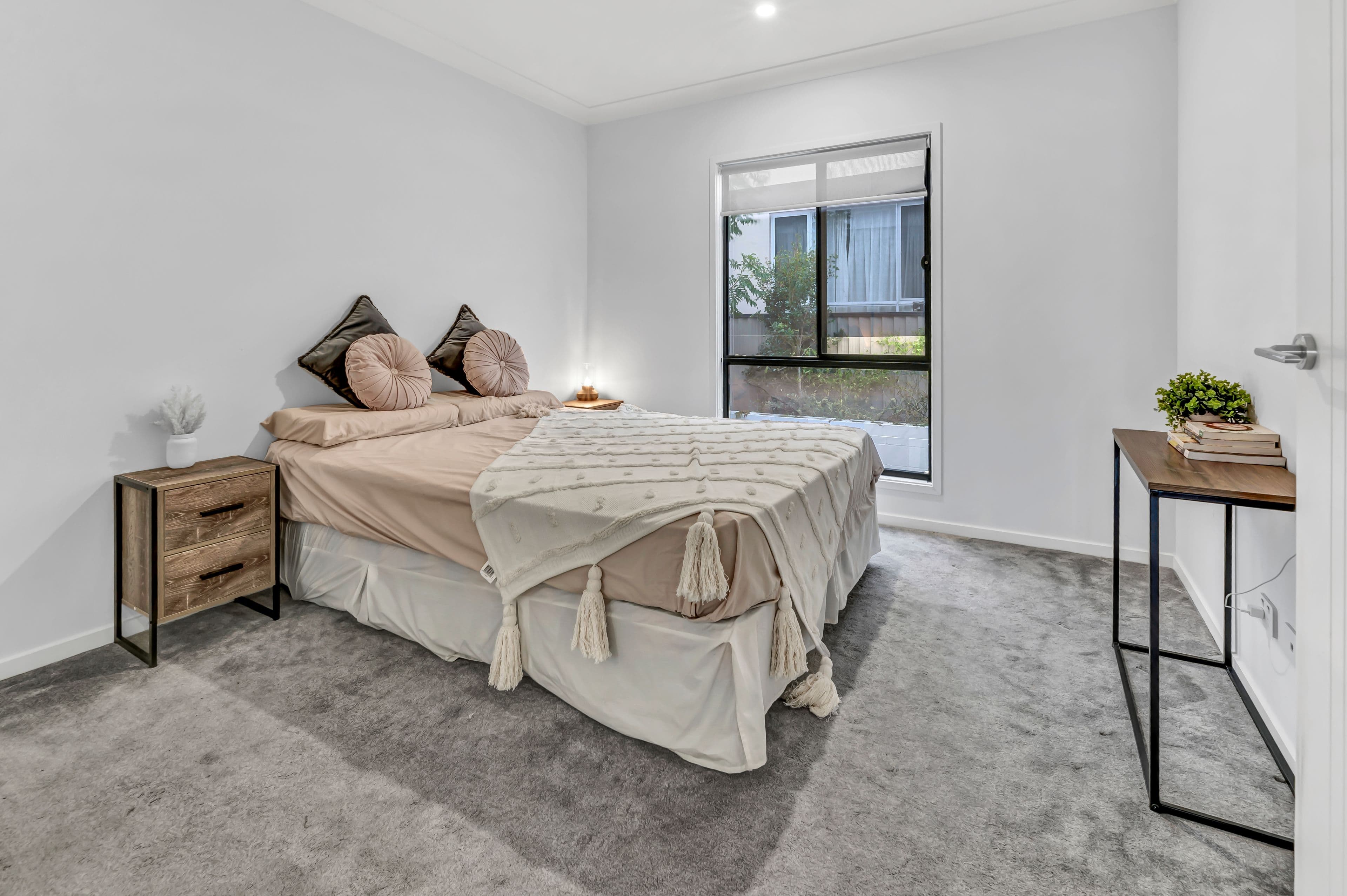 5 Enid Avenue, Southport QLD 4215, Southport - Image 1