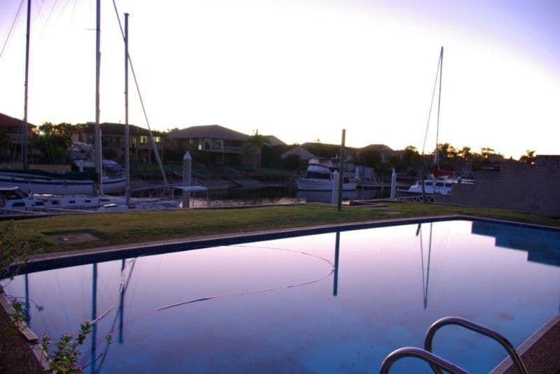 18 Huon Crescent, RUNAWAY BAY QLD 4216, Runaway Bay - Thumbnail 3