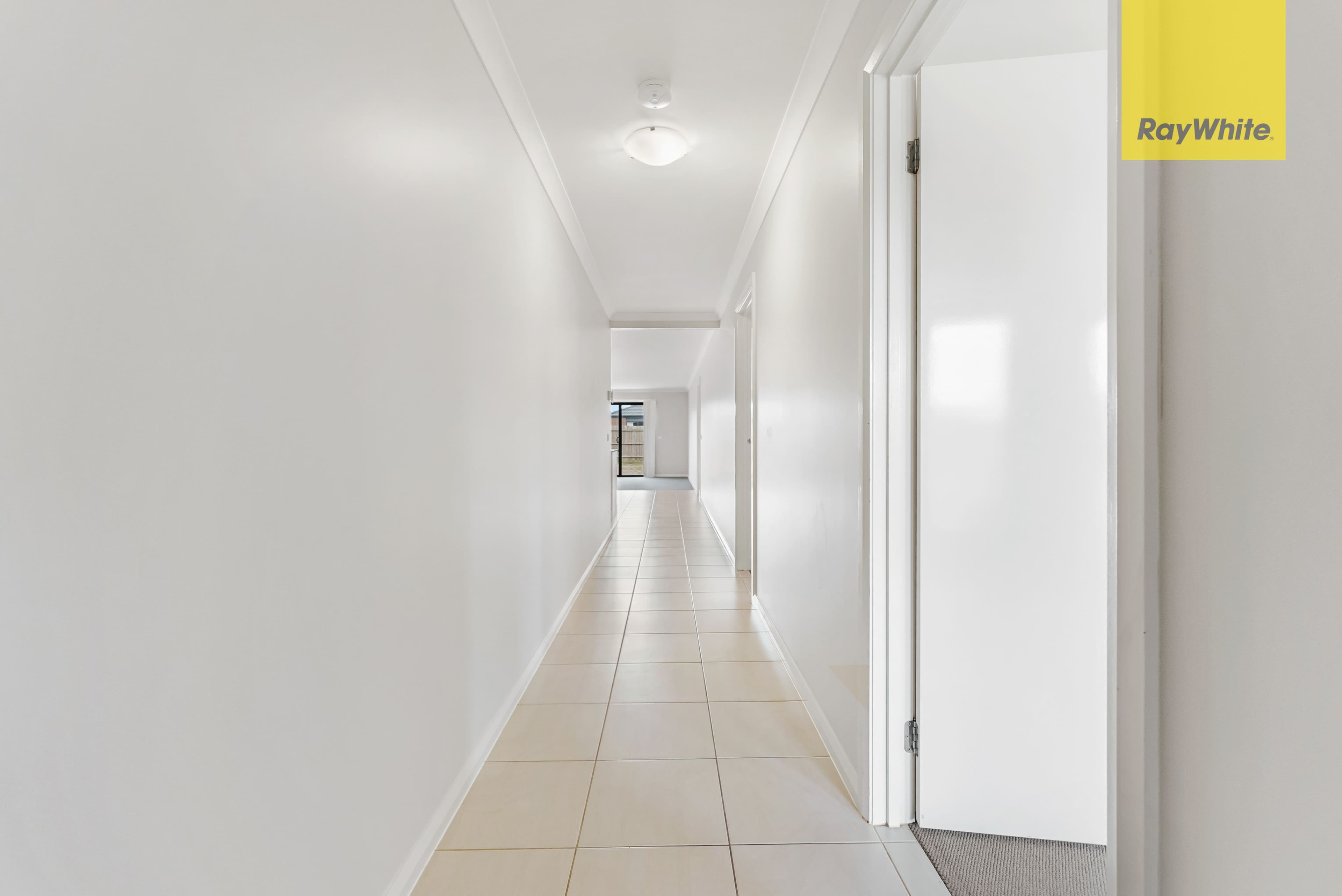 52 Toolern Waters Drive, WEIR VIEWS VIC 3338, Weir Views - Thumbnail 2
