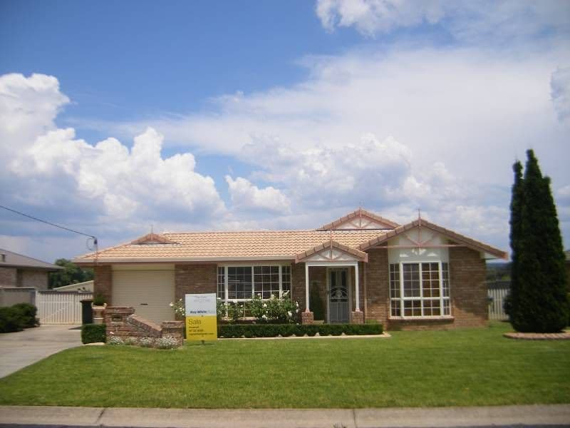 17 Brownleigh Vale Drive, INVERELL NSW 2360, Inverell - Image 1