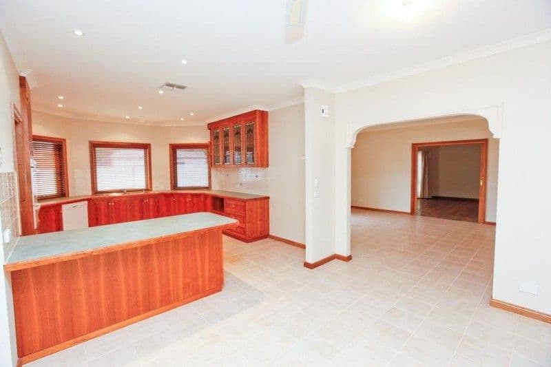 24 Upland Drive, MILDURA VIC 3500, Mildura - Thumbnail 5