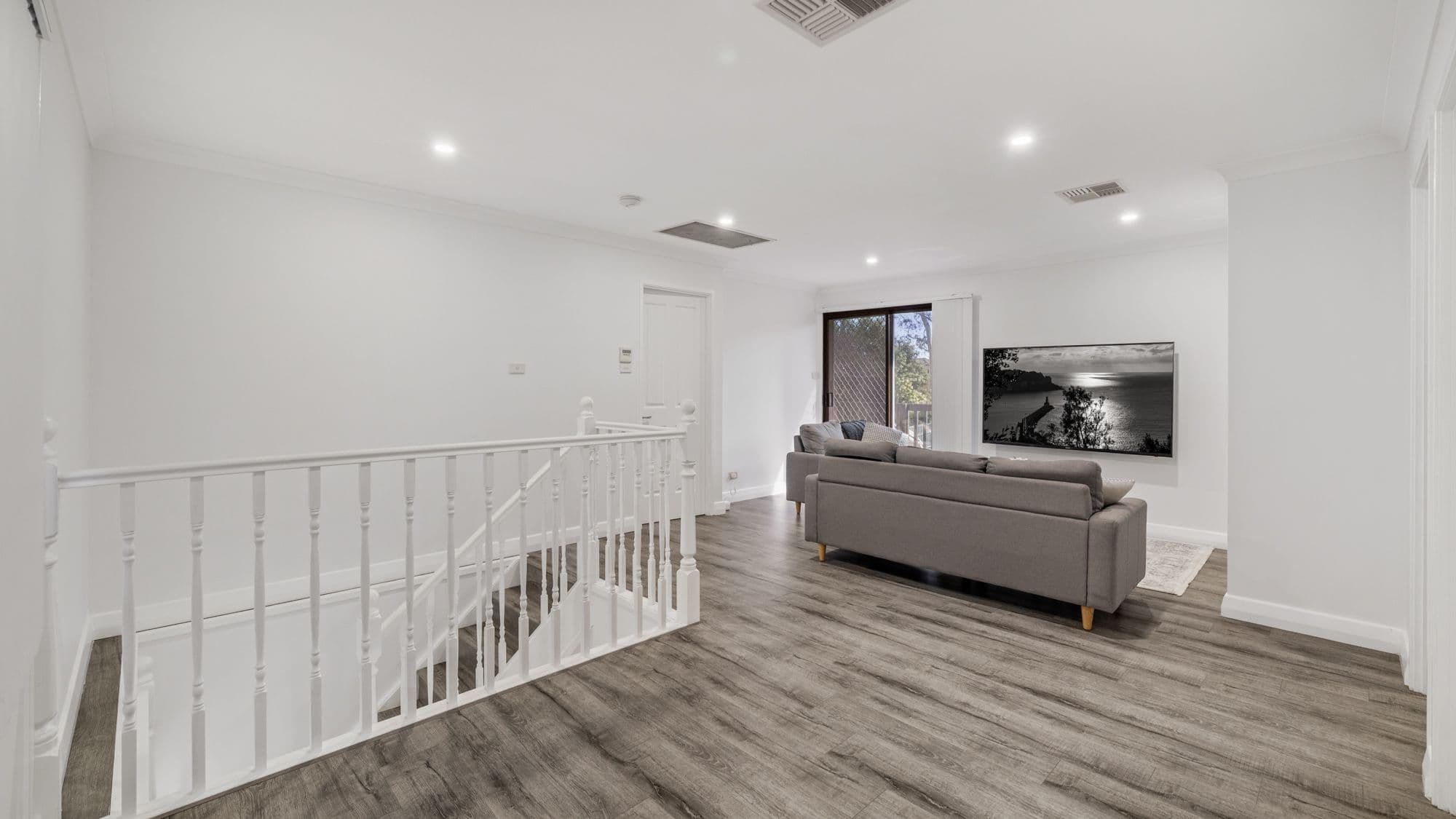 127 the Parkway, Bradbury NSW 2560, Bradbury - Thumbnail 5