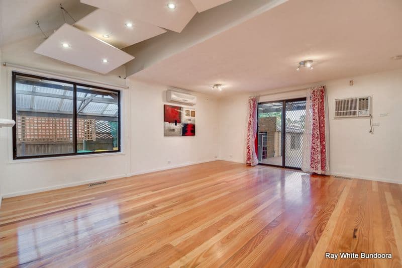9 Cabernet Crescent, BUNDOORA VIC 3083, Bundoora - Thumbnail 3