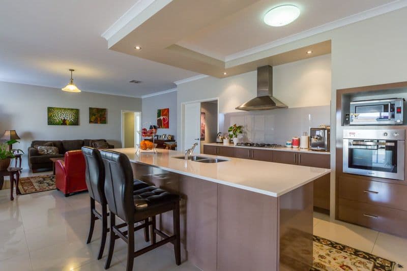 10 Tipperary Bend, Canning Vale WA 6155, Canning Vale - Thumbnail 3