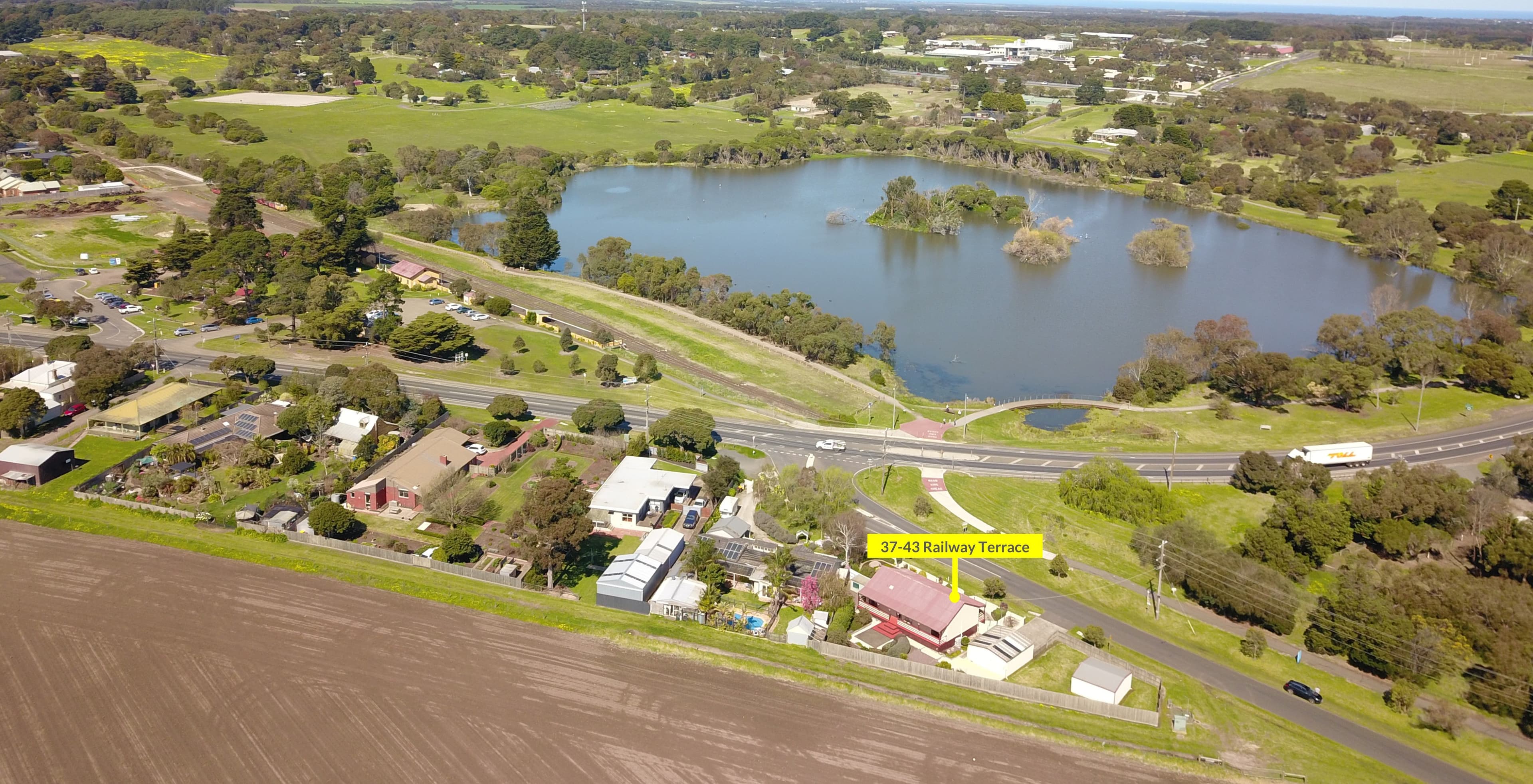 37-43 Railway Crescent, Drysdale VIC 3222, Drysdale - Thumbnail 2