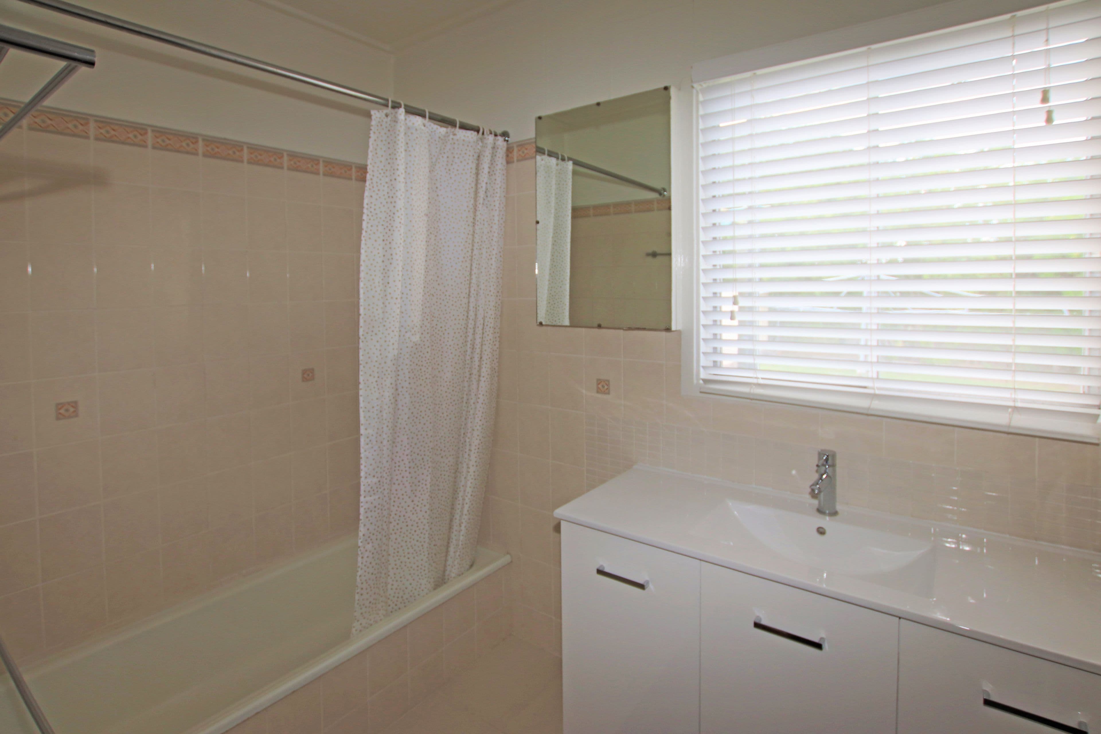 41 Washpool Street, Biloela QLD 4715, Biloela - Thumbnail 8