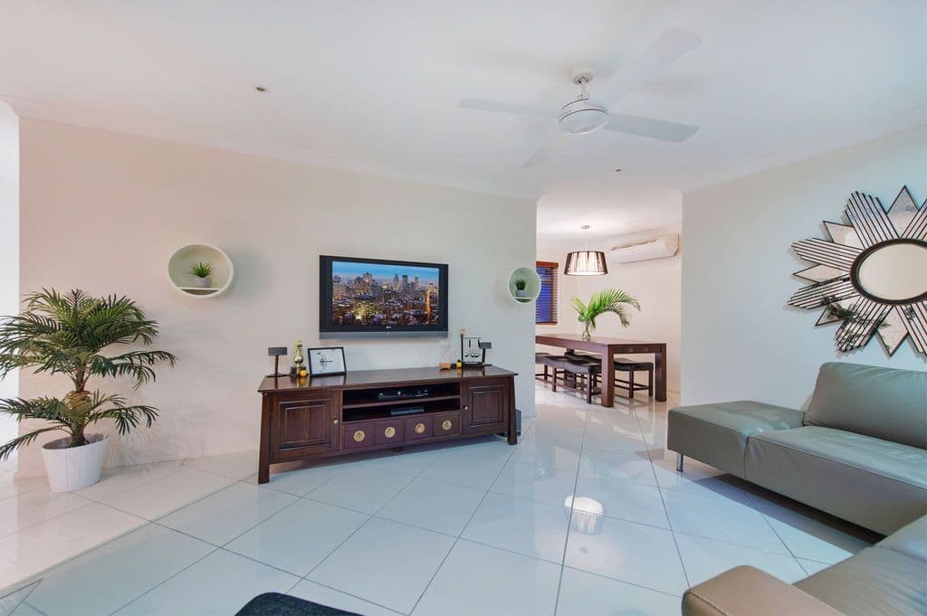 4 White Cap Close, Pacific Pines QLD 4211, Pacific Pines - Thumbnail 5
