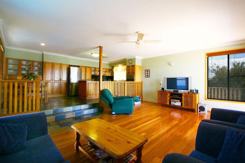 22 Beaurepaire Avenue, MOUNT WARRIGAL NSW 2528, Mount Warrigal - Thumbnail 3