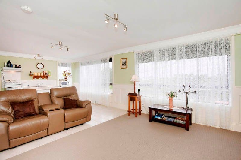 4 Claremont Drive, LEOPOLD VIC 3224, Leopold - Thumbnail 4