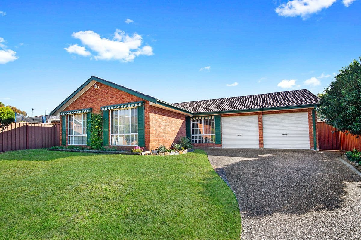 5 Lord Place, Barden Ridge - Image 1