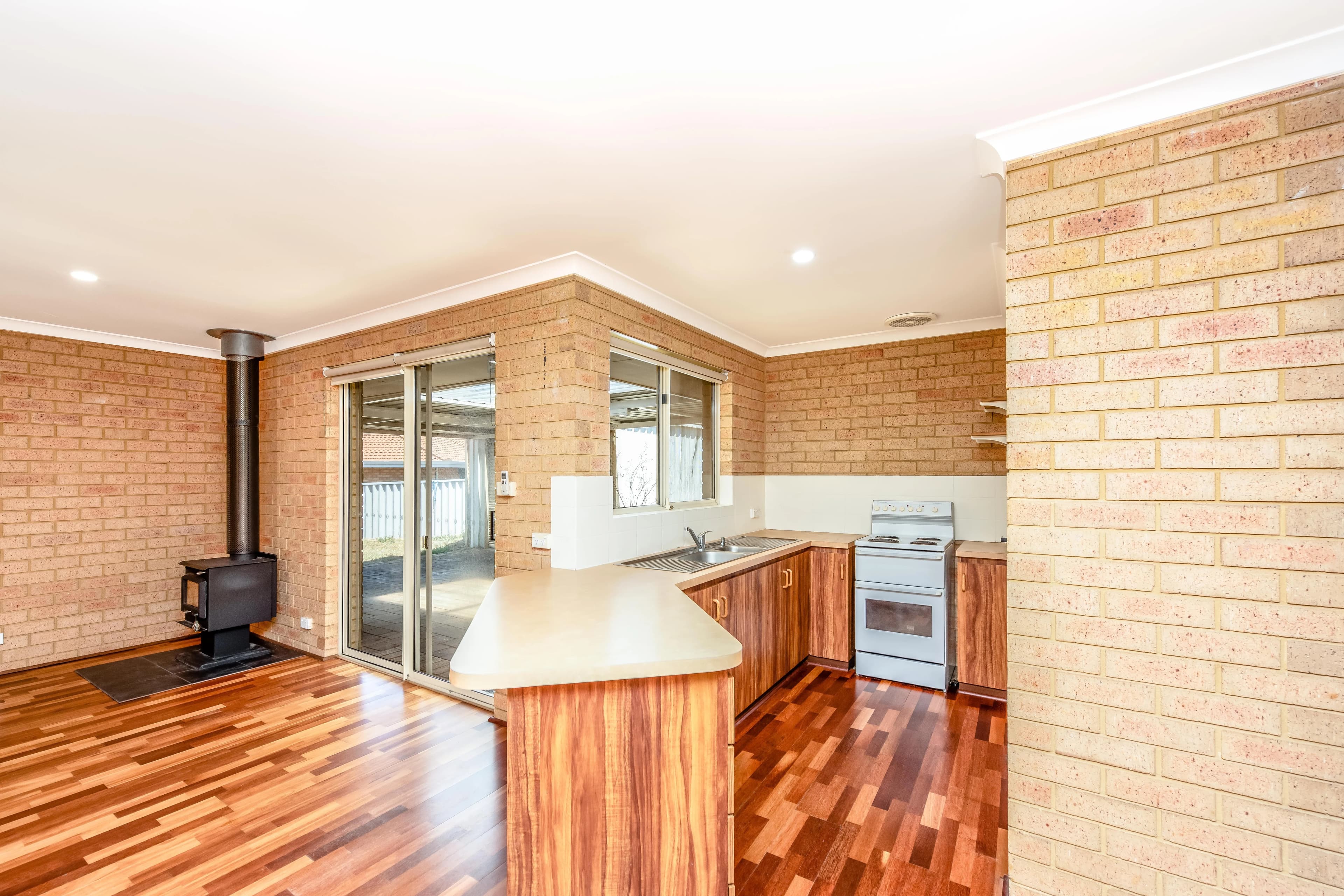 19 Glengarry Court, Mount Tarcoola WA 6530, Mount Tarcoola - Thumbnail 4
