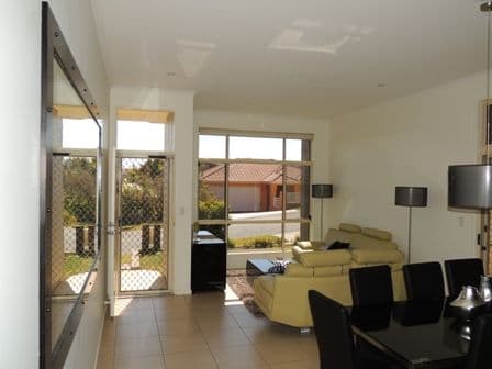 8 Apollo Place, SPRINGFIELD LAKES QLD 4300, Springfield Lakes - Thumbnail 6