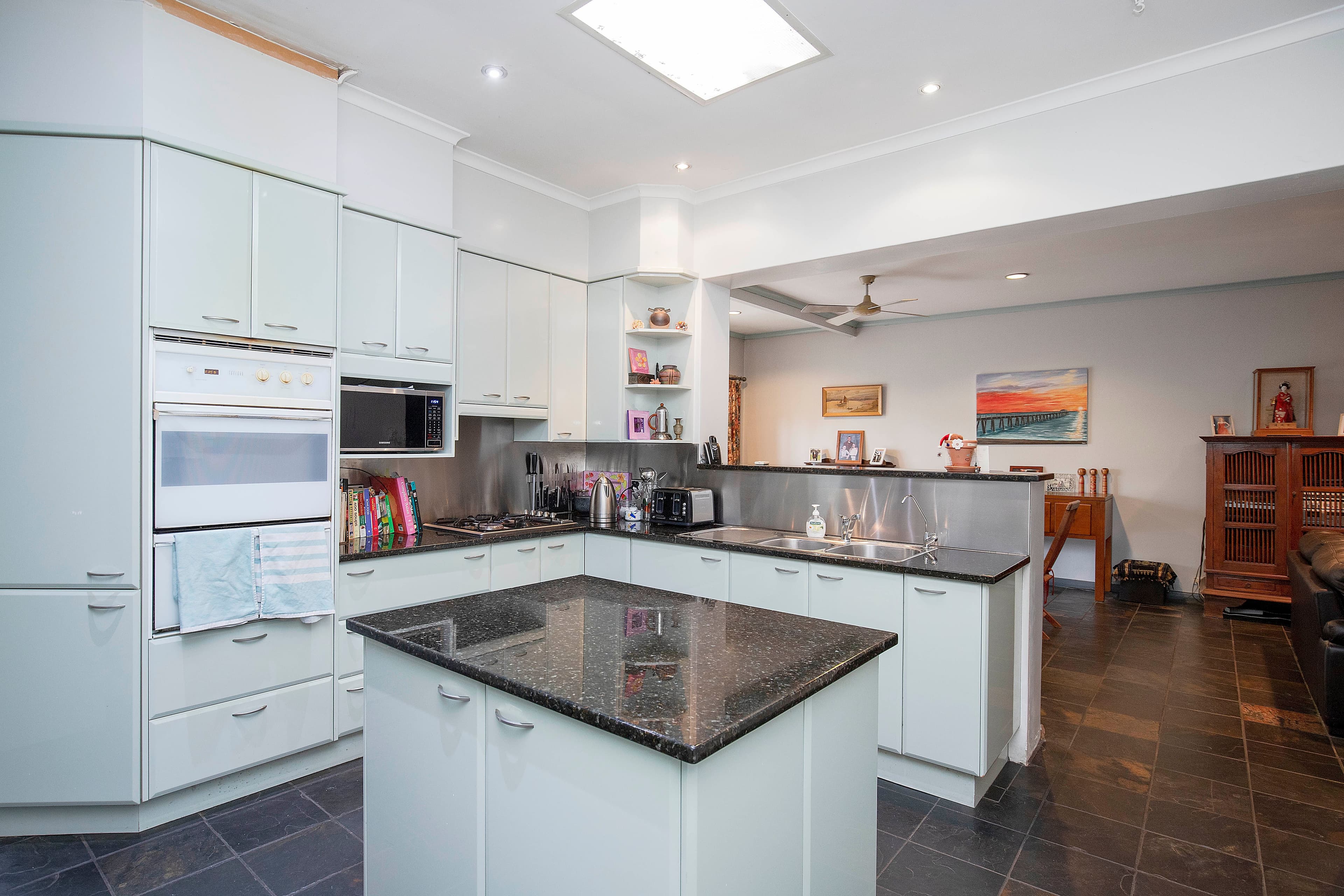 9 Harvey Street, Henley Beach SA 5022, Henley Beach - Thumbnail 4