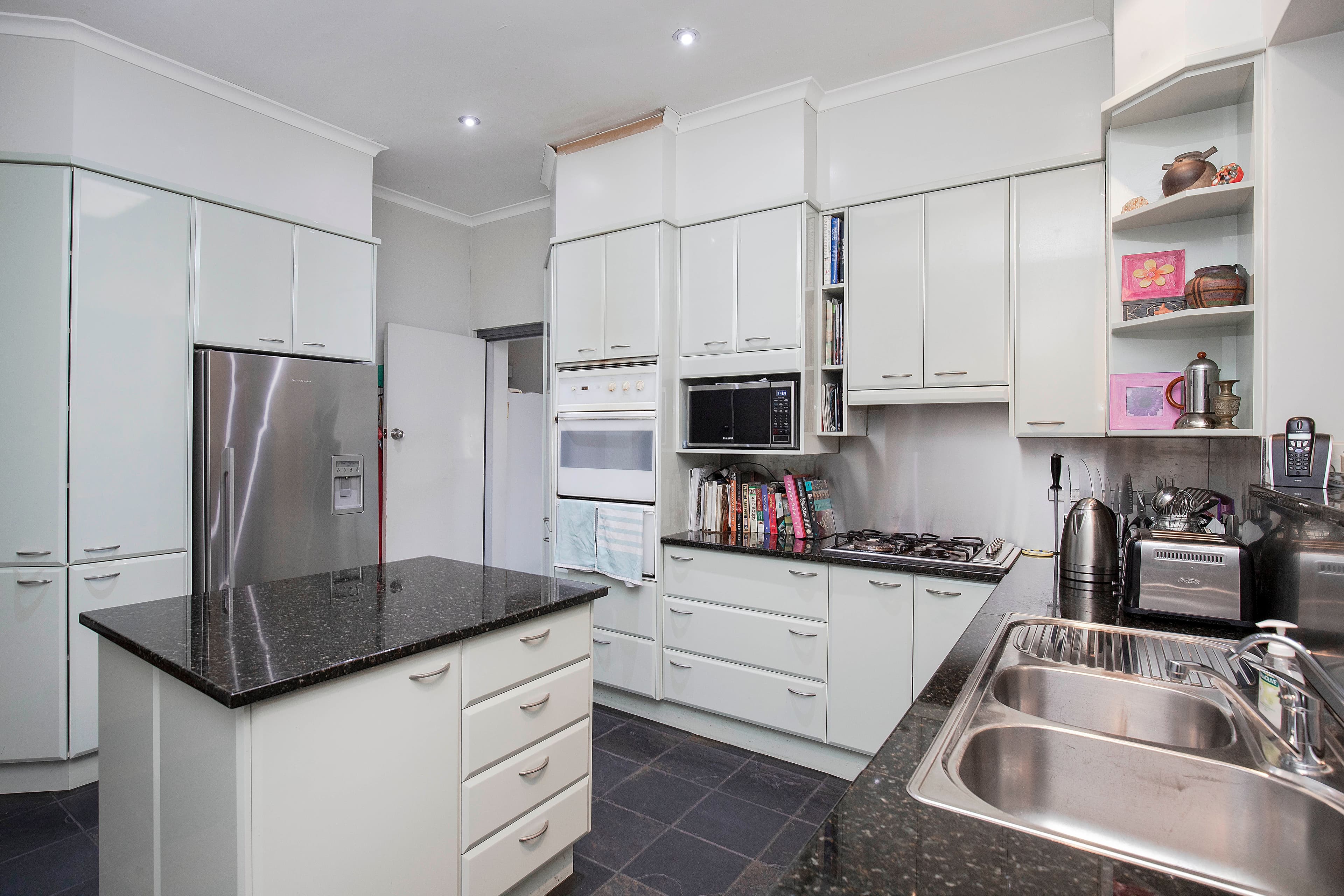 9 Harvey Street, Henley Beach SA 5022, Henley Beach - Thumbnail 5