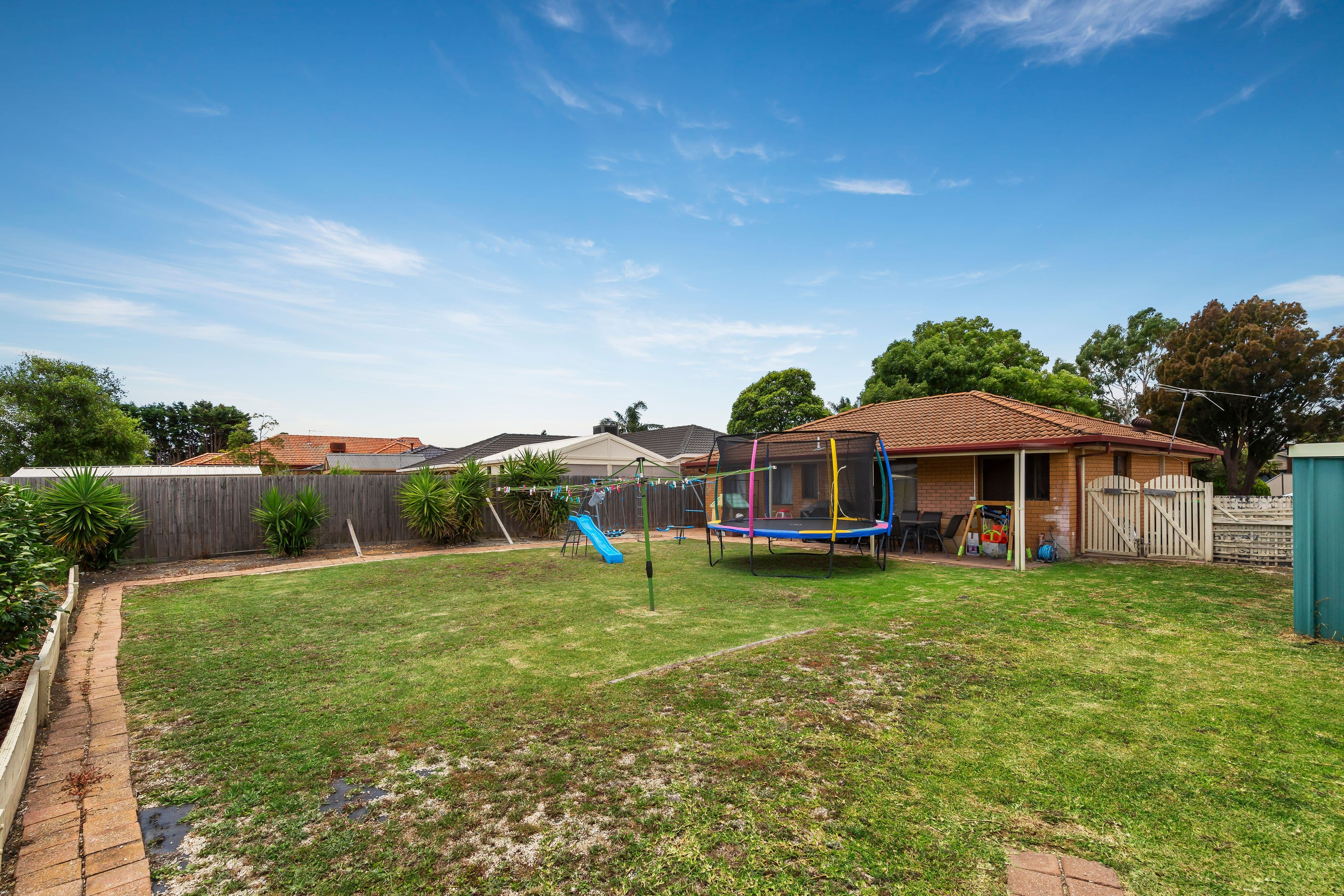 14 Tenterden Place, Mill Park VIC 3082, Mill Park - Thumbnail 7