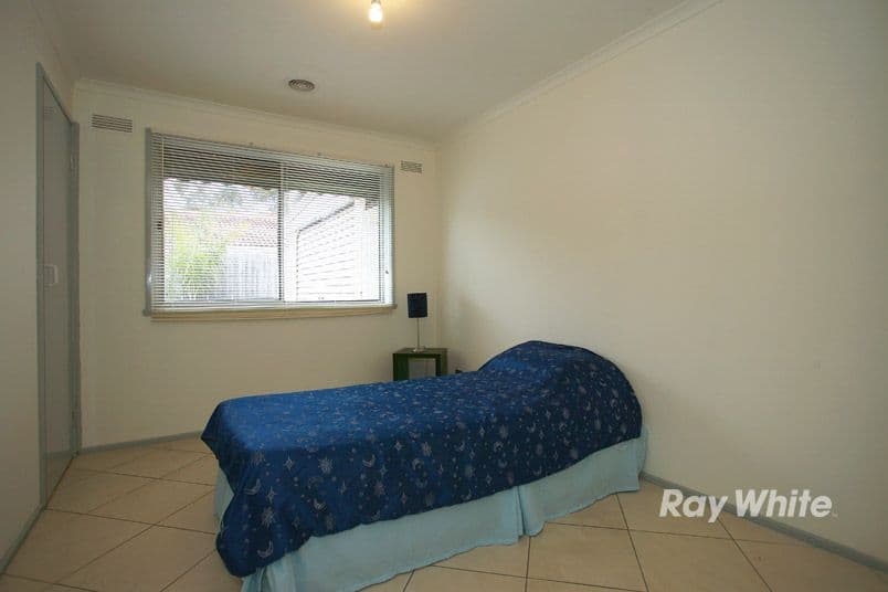 11 Clairmont Avenue, CRANBOURNE VIC 3977, Cranbourne - Thumbnail 5