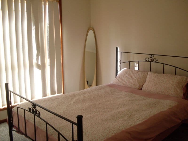 11 Georgefield Drive, PARKES NSW 2870, Parkes - Thumbnail 5