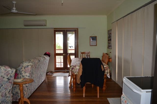 37 Barcoo Street, Tambo QLD 4478, Tambo - Thumbnail 4