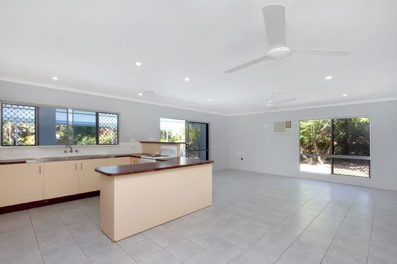 1 Cayley Street, TRINITY BEACH QLD 4879, Trinity Beach - Thumbnail 6
