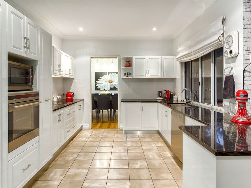 17 Canterbury Place, The Gap QLD 4061, The Gap - Thumbnail 7