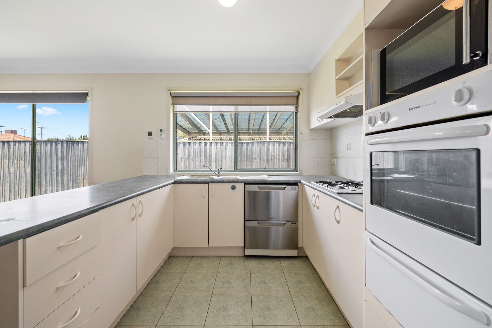 95 Honour Avenue, Wyndham Vale VIC 3024, Wyndham Vale - Thumbnail 4