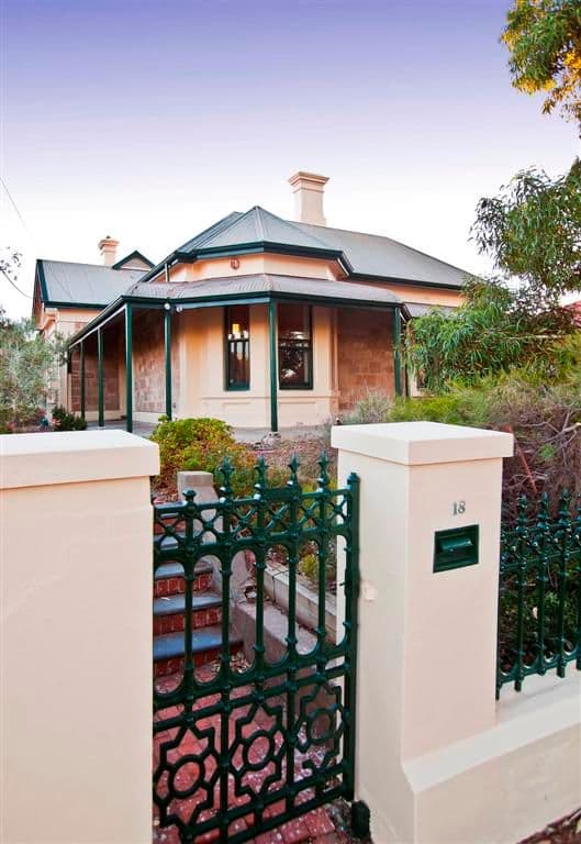 18 Derby Street, SEMAPHORE SA 5019, Semaphore - Image 1
