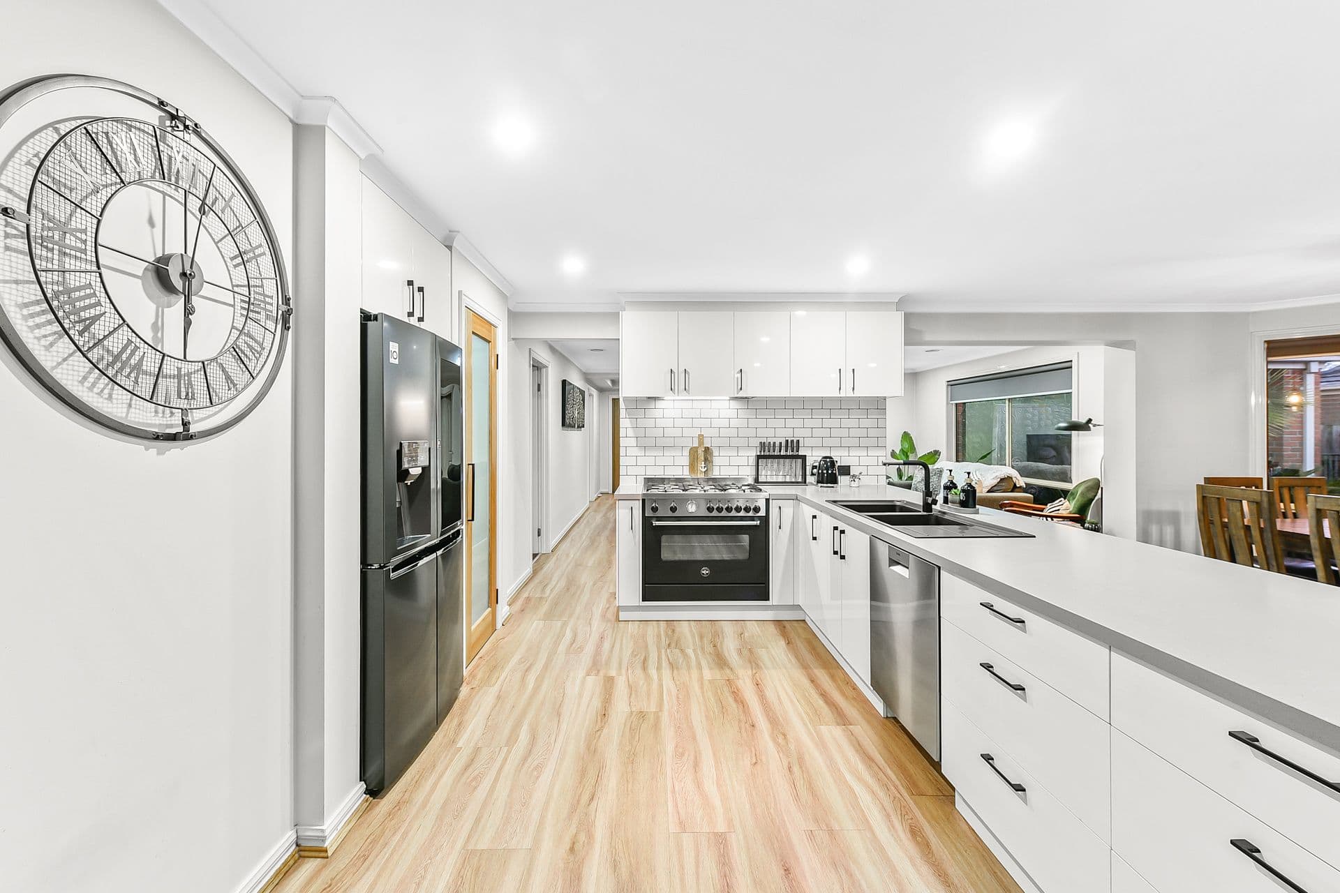 14 Emperor Road, Berwick VIC 3806, Berwick - Thumbnail 6