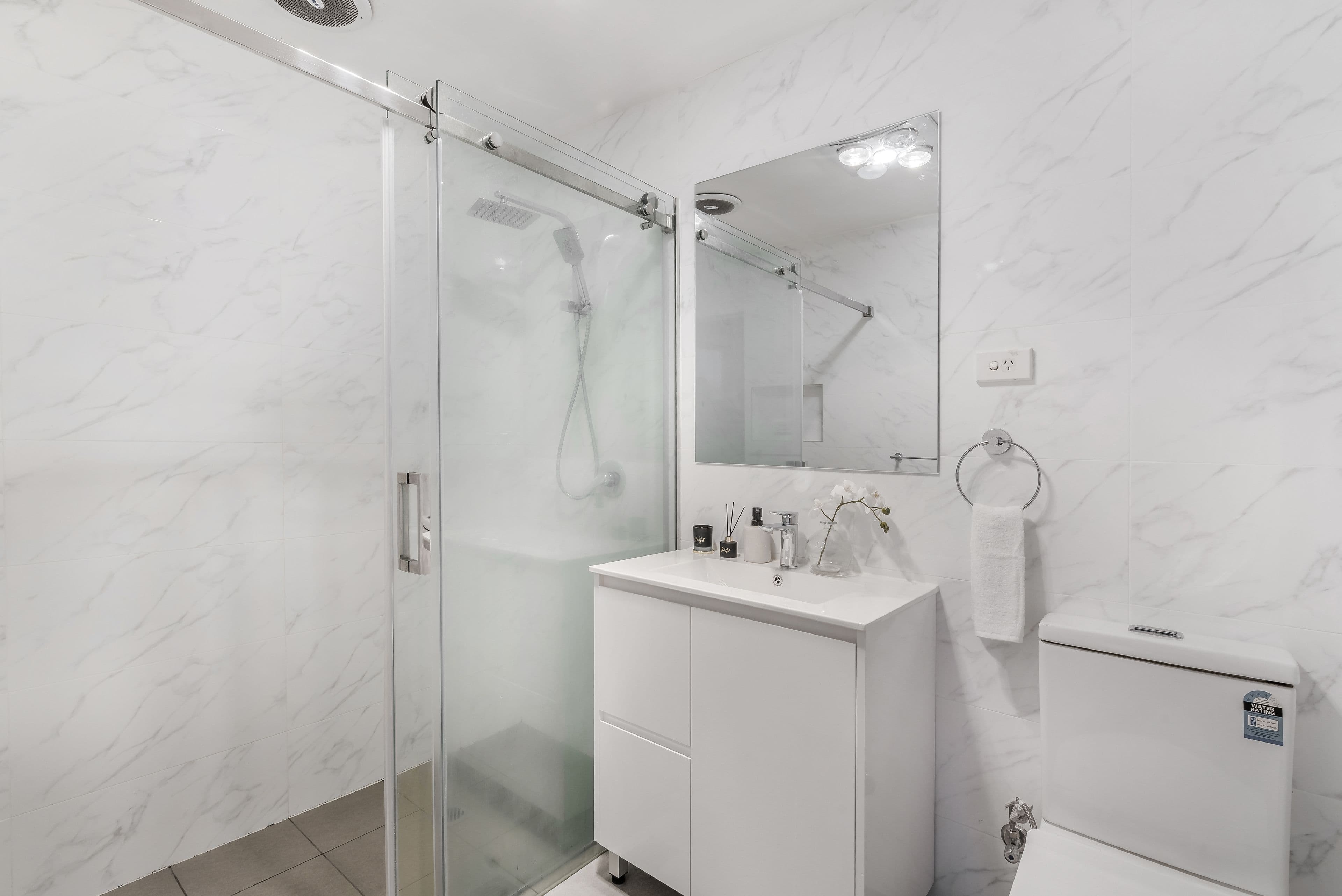 32 Naretha Lane, Green Valley NSW 2168, Green Valley - Thumbnail 8