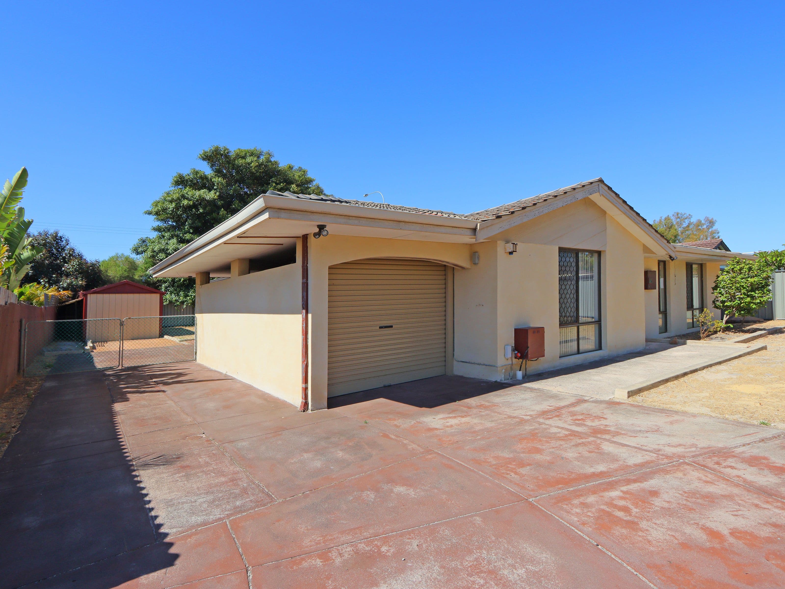 23 Matthew Avenue, Leeming WA 6149, Leeming - Thumbnail 2