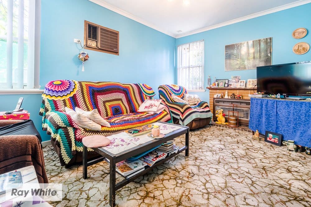 34 Walderton Avenue, Balga WA 6061, Balga - Thumbnail 3