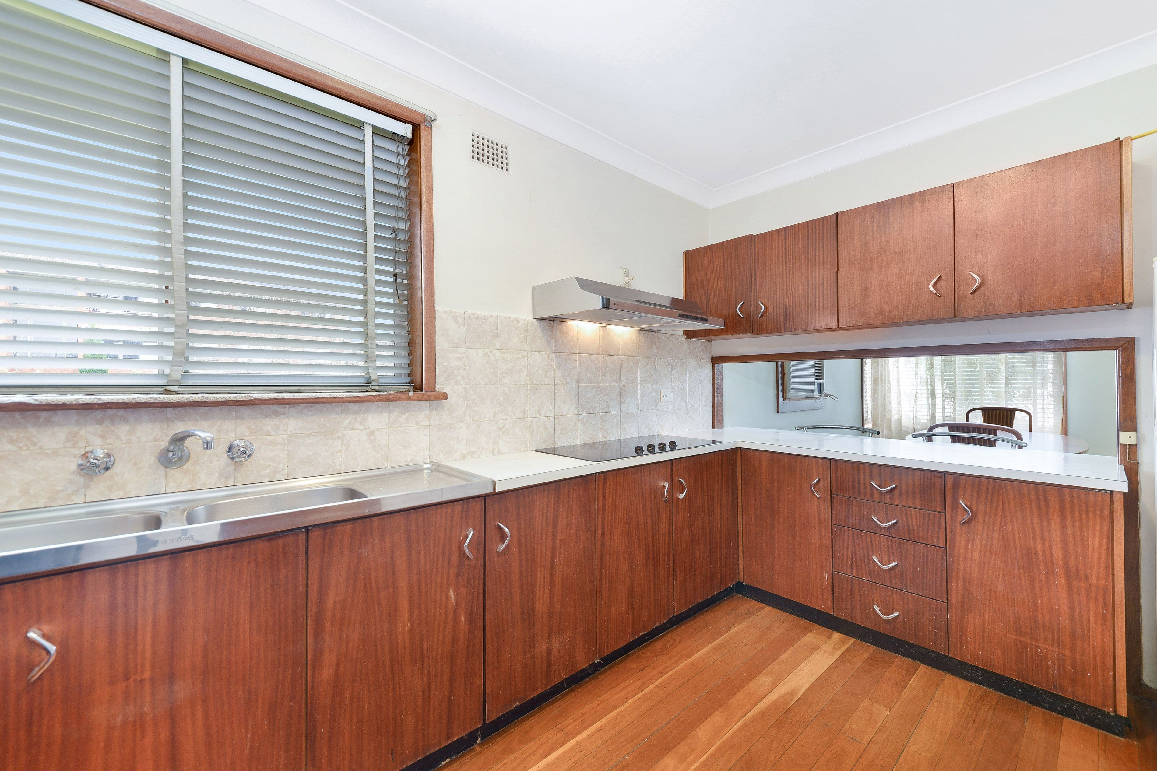 2 Noumea Avenue, Bankstown NSW 2200, Bankstown - Thumbnail 3