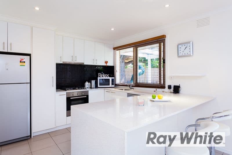 6 Heyington Court, SOMERVILLE VIC 3912, Somerville - Thumbnail 2