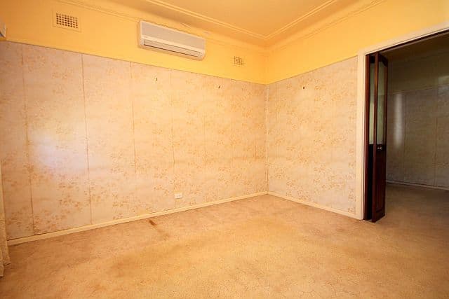 50 Wenke Crescent, YAGOONA NSW 2199, Yagoona - Thumbnail 2