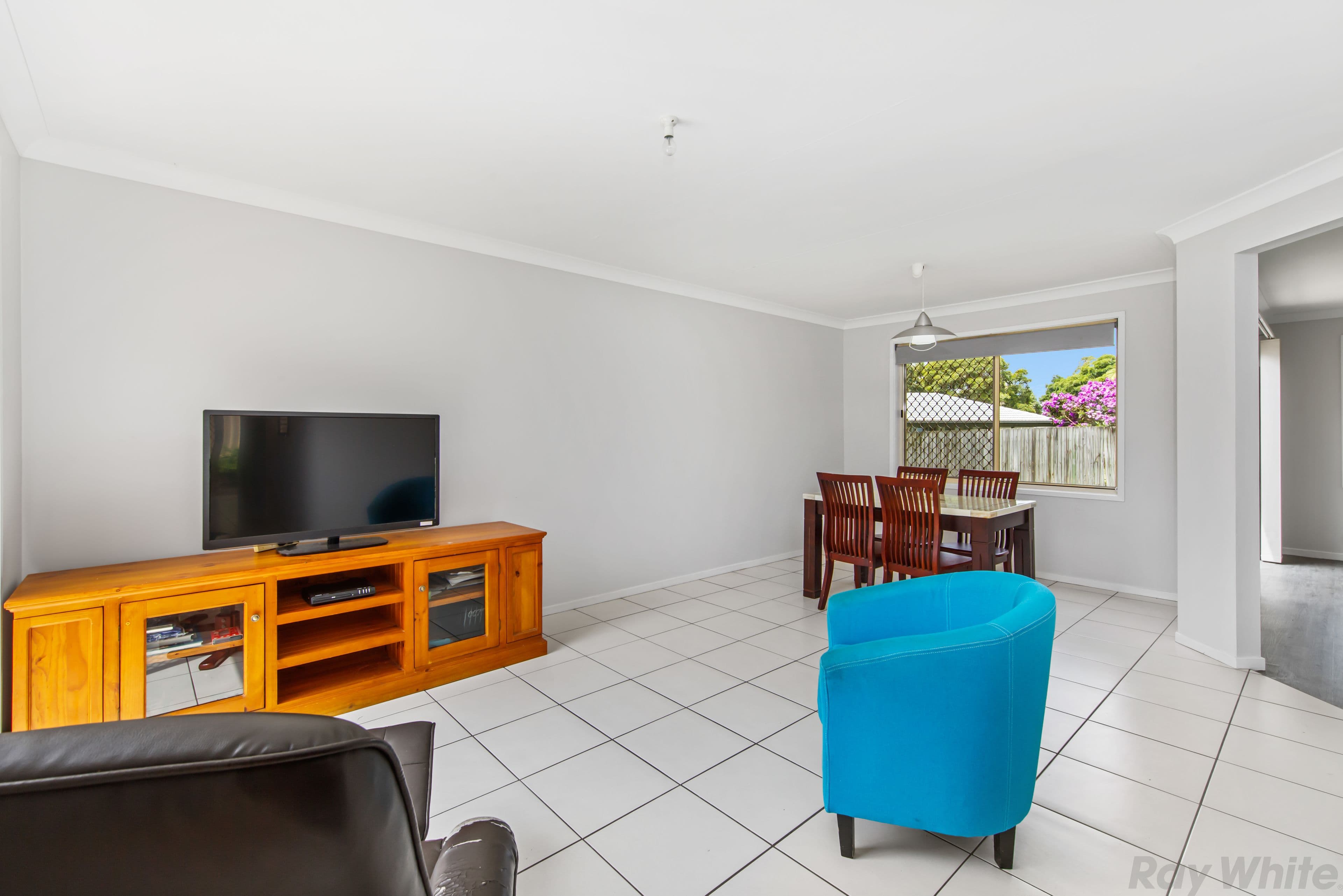 12 Stonebridge Street, Alexandra Hills QLD 4161, Alexandra Hills - Thumbnail 2