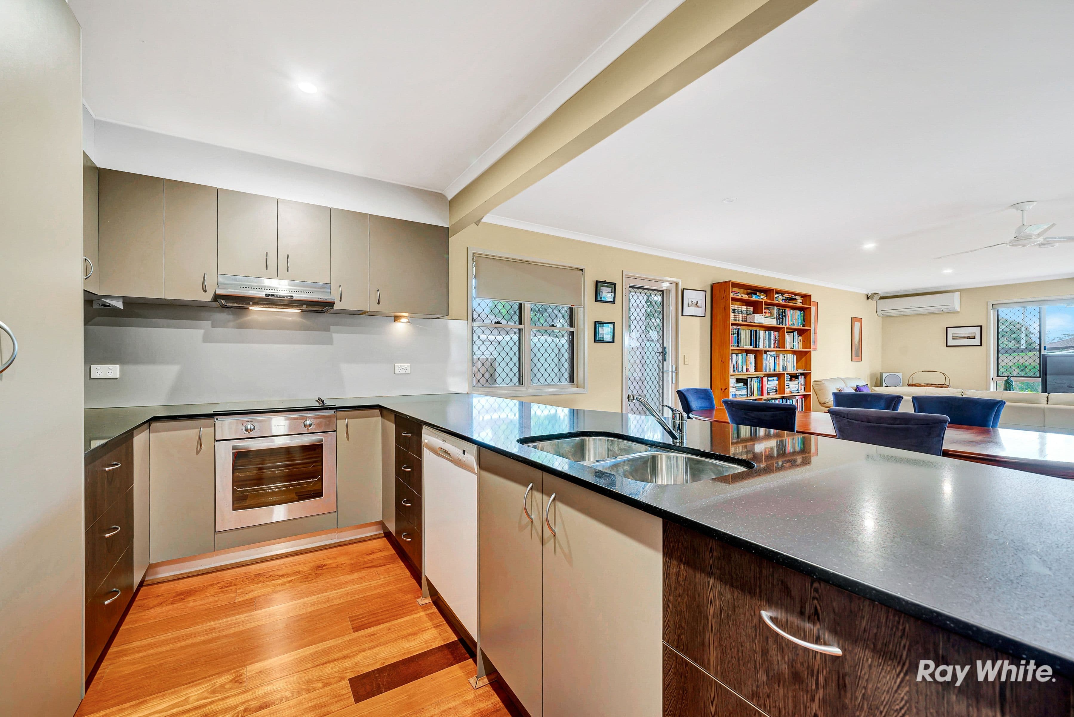 18 Carbeen Court, Logan Central QLD 4114, Logan Central - Thumbnail 3