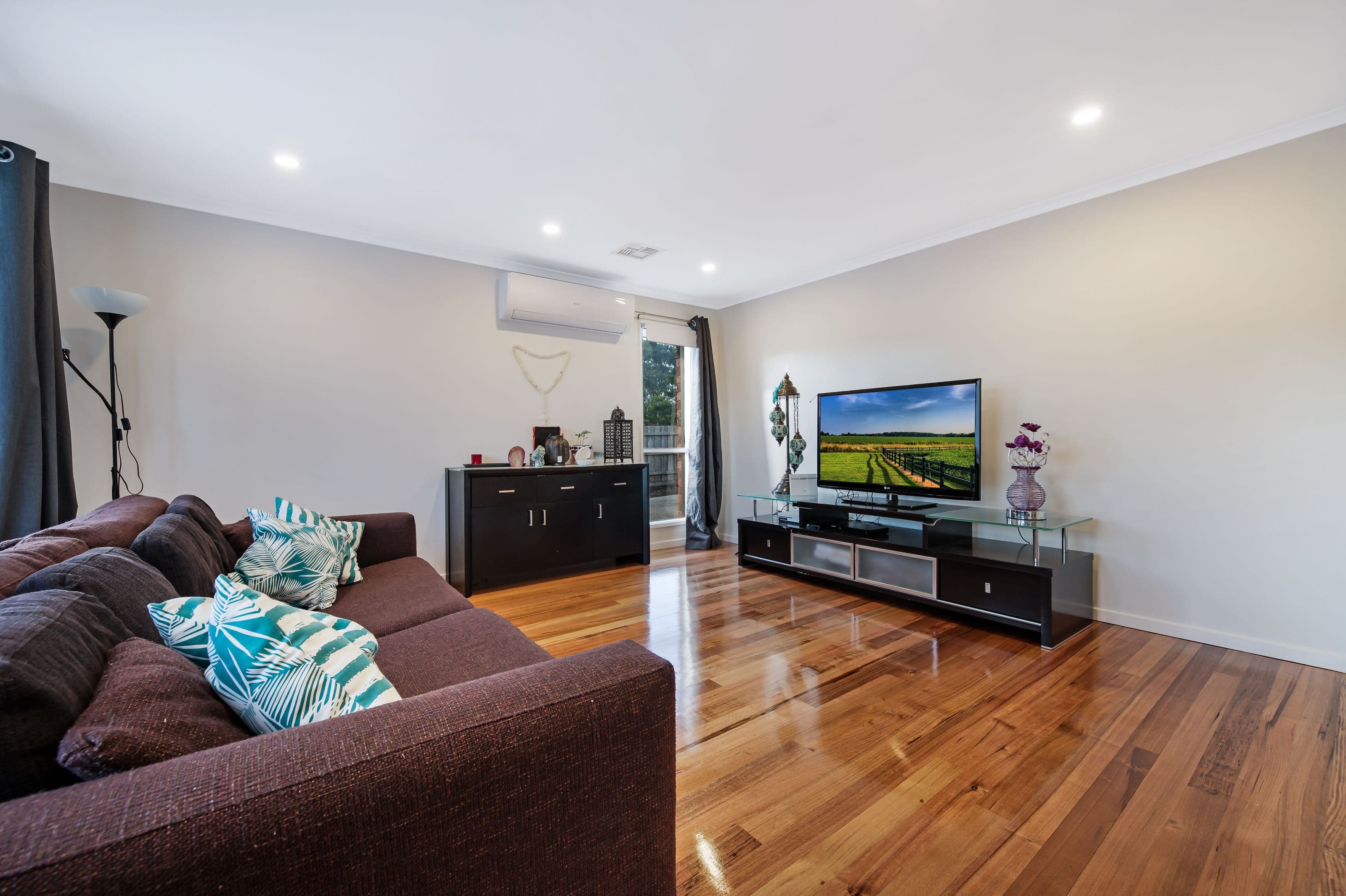 32 Timberglade Drive, Noble Park North VIC 3174, Noble Park North - Thumbnail 4